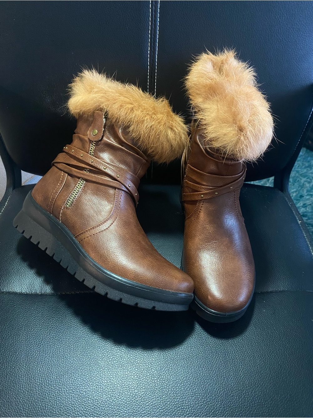 NEW🎉 Flexus Women’s Brown Faux Fur Trim Ankle Boots Size 36/6 US
